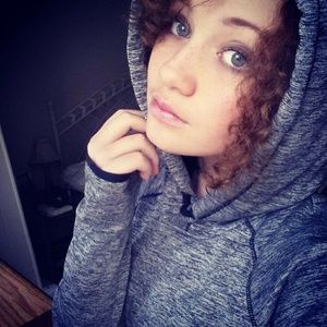 Meet your Posher, Kayleigh